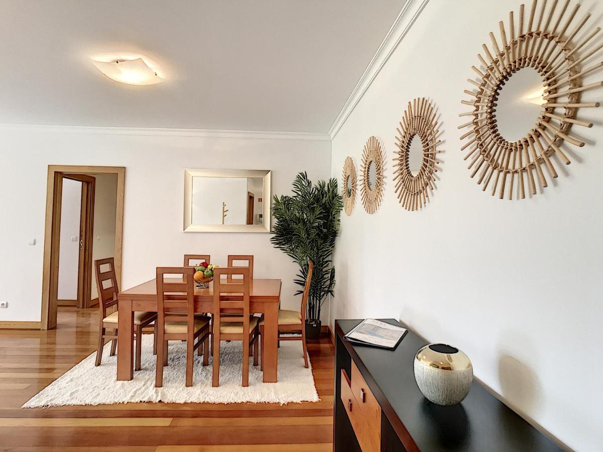 פונשל Aidan Apartment By Lovelystay מראה חיצוני תמונה