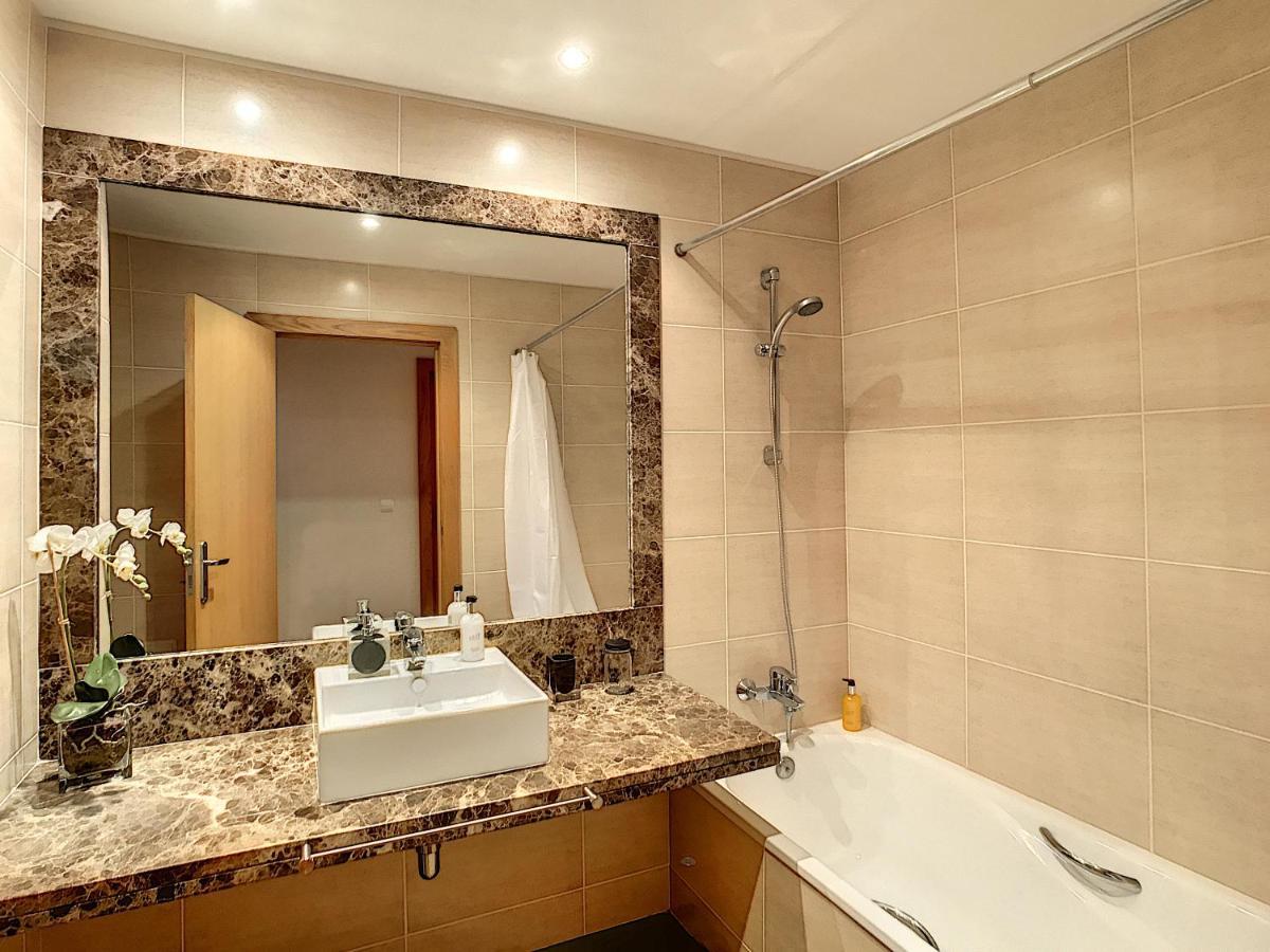 פונשל Aidan Apartment By Lovelystay מראה חיצוני תמונה